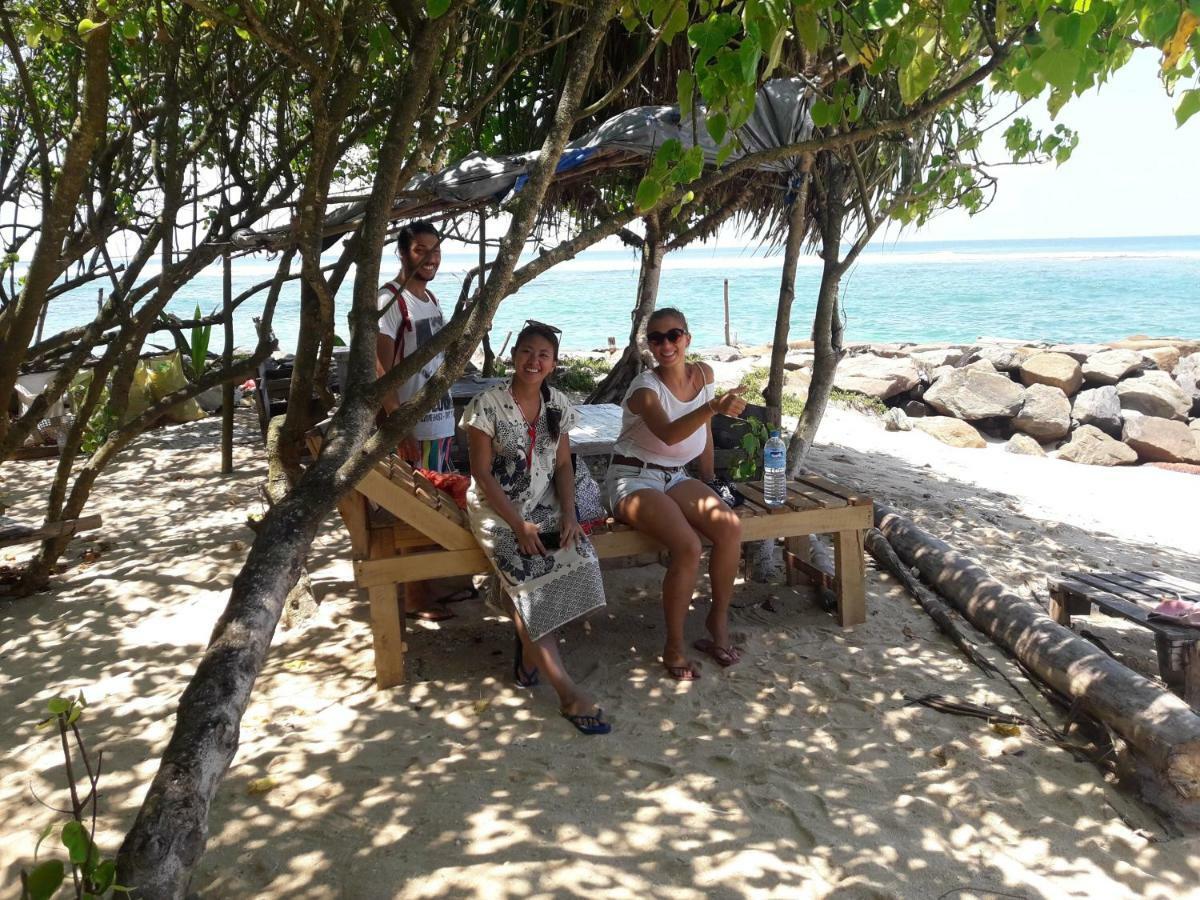 Colonial Surfing Villa Hostel & Home Stay ميديغاما إيست المظهر الخارجي الصورة